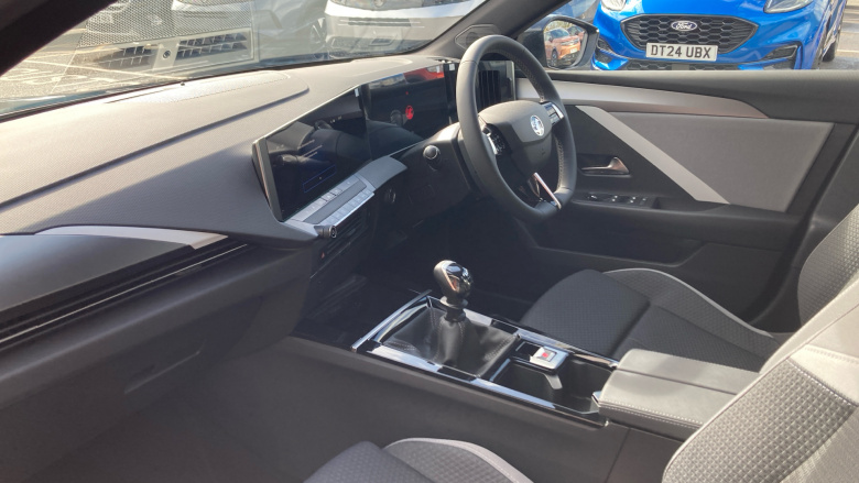 Vauxhall Astra 1.2 Turbo 130 Griffin [Tech Pack] 5dr Petrol Hatchback